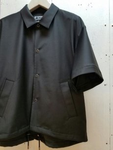 画像2: KIIT(キート)  SUPER 120'S 2WAY COACH BLOUSON KIC-Y99B-100（BLK） (2)