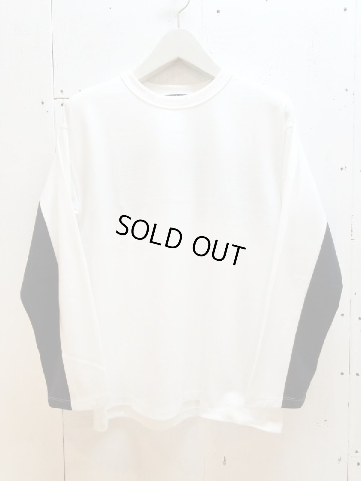 画像1: ★SALE 40%OFF★KIIT(キート) C/N PLATING SWITCHING L/S TEE KIC-T89B-010 (WHT X BLK) (1)