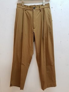 画像1: KIIT(キート)2TUCK TAPERRED EASY TROUSERS KIE-P90-001(BRN) (1)