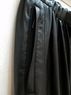 画像3: KIIT(キート) ECO LEATHER EASY PANTS KIE-P92-800(BLK) (3)