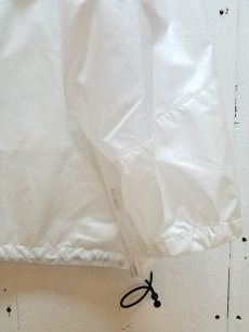 画像3: KIIT(キート)  WATER PROOF NYLON TAFFETA ANORAK KIG-Y96-603(WHT) (3)