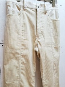 画像2: KIIT(キート) 8W STRECH CORDUROY CENTER SLIT CUTOFF 5P PANTS KIH-P97A-006(IVO) (2)