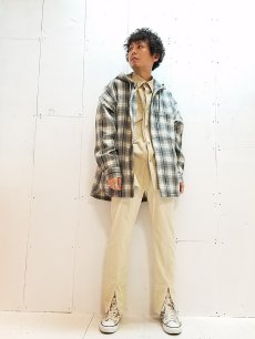 画像7: KIIT(キート) 8W STRECH CORDUROY CENTER SLIT CUTOFF 5P PANTS KIH-P97A-006(IVO) (7)