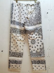 画像3: children of the discordance(チルドレンオブザディスコーダンス) VINTAGE BANDANA PATCH PANTS COTDPT-332(WHT) (3)