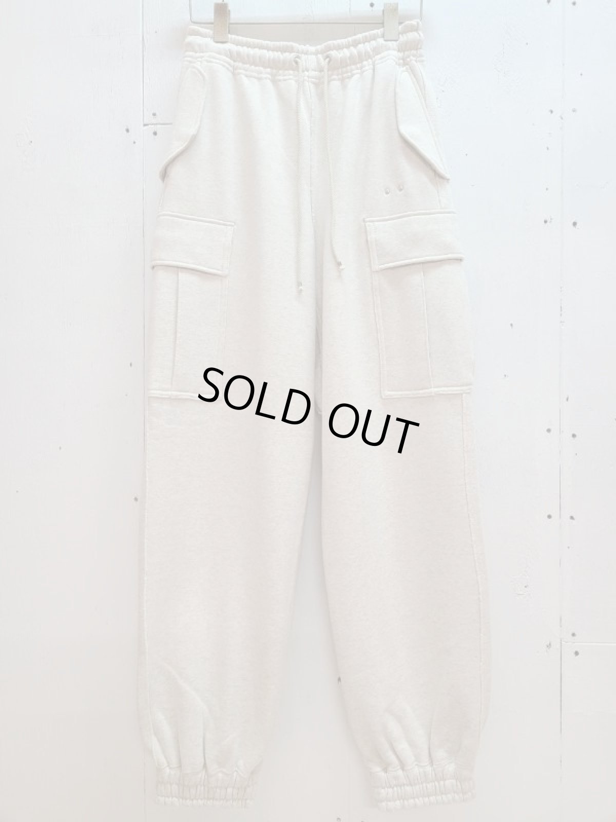 画像1: SUGARHILL(シュガーヒル) RAW EDGE CARGO SWEAT PANTS(WHT) (1)