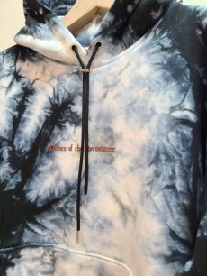 画像2: children of the discordance(チルドレンオブザディスコーダンス) HAND DYEING & LOGO PRINT HOODIE D COTDCS-232F (2)