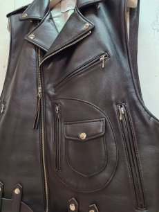 画像2: SUGARHILL(シュガーヒル) SHEEP SKIN RIDER'S VEST  23SSLA04  (2)