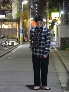 画像4: KIIT(キート) HARD TWIST SULFUR DYED OXFORD PAINTER PANTS KIO-P97A-010(BLK) (4)