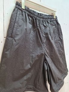 画像2: KIIT(キート)  RECYCLE RIPSTOP NYLON DYED TAFFETA  ACTIVITY SHORTS KIO-P98-600 (2)