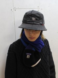 画像9: ★予約商品★Takaya Hioki (タカヤヒオキ) PTG REMAKE FLEECE SCARF (NUPTSE SERIES)BLUE/BLACK (9)
