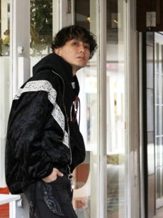 画像12: A PUZZLING HOME(アパズリングホーム) LACE LINE TRAINING JACKET (BLK) (12)