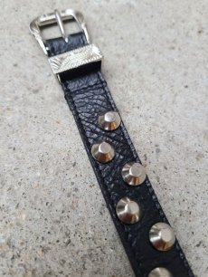 画像3: el conductorH(コンダクター) LEATHER TRAPEZOID STUDS BRACELET PD24MAC04 (3)