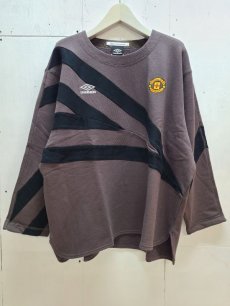 画像1: Children of the discordance(チルドレンオブザディスコーダンス) × UMBRO(アンブロ) UMPHREY BRO CN PULLOVER DISUMBCS-001(BRN) (1)