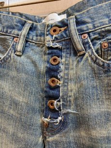 画像2: SUGARHILL(シュガーヒル) DAMAGED MODERN DENIM PANTS FLARED CUT 25880411 (2)