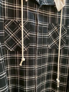 画像3: Azuma.(アズマ) PLAID DOCKING HOOD SHIRT 25AH-SH-02(BLK) (3)